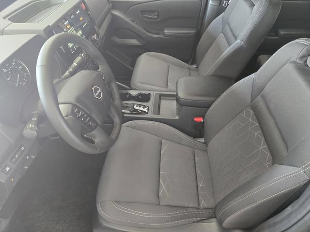 Used 2026 Nissan Frontier SV w/ SV Convenience Package RWD image 14