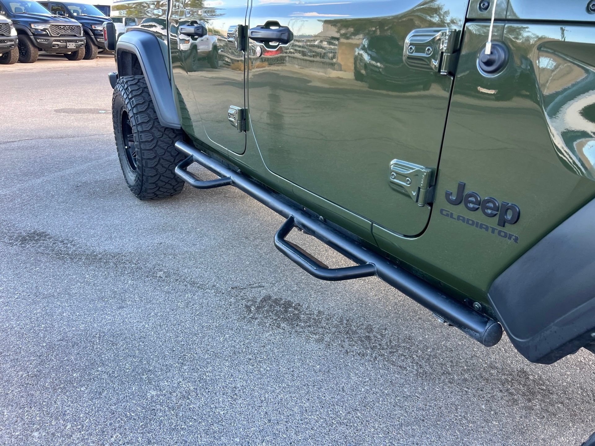 Used 2022 Jeep Gladiator Sport w/ Trailer Tow Package AWD/4WD image 14