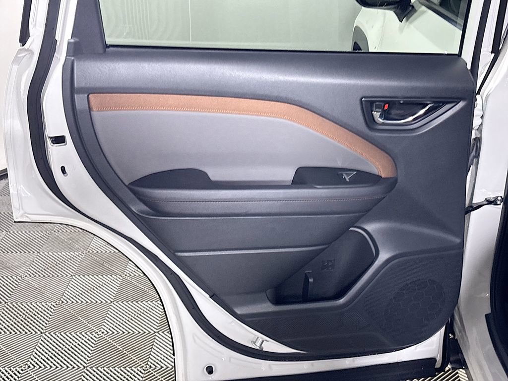 Certified 2025 Subaru Forester Sport w/ Popular Package #1 image 20