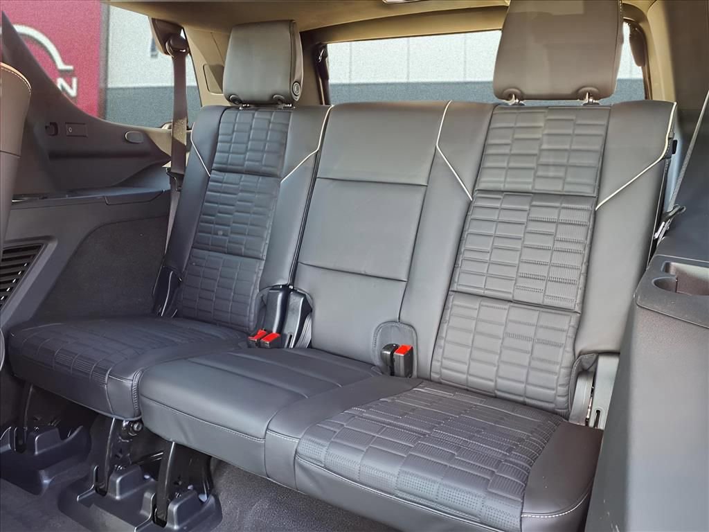 Used 2025 Cadillac Escalade V image 15