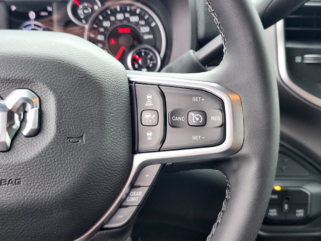 New 2026 RAM 2500 Big Horn AWD/4WD image 30