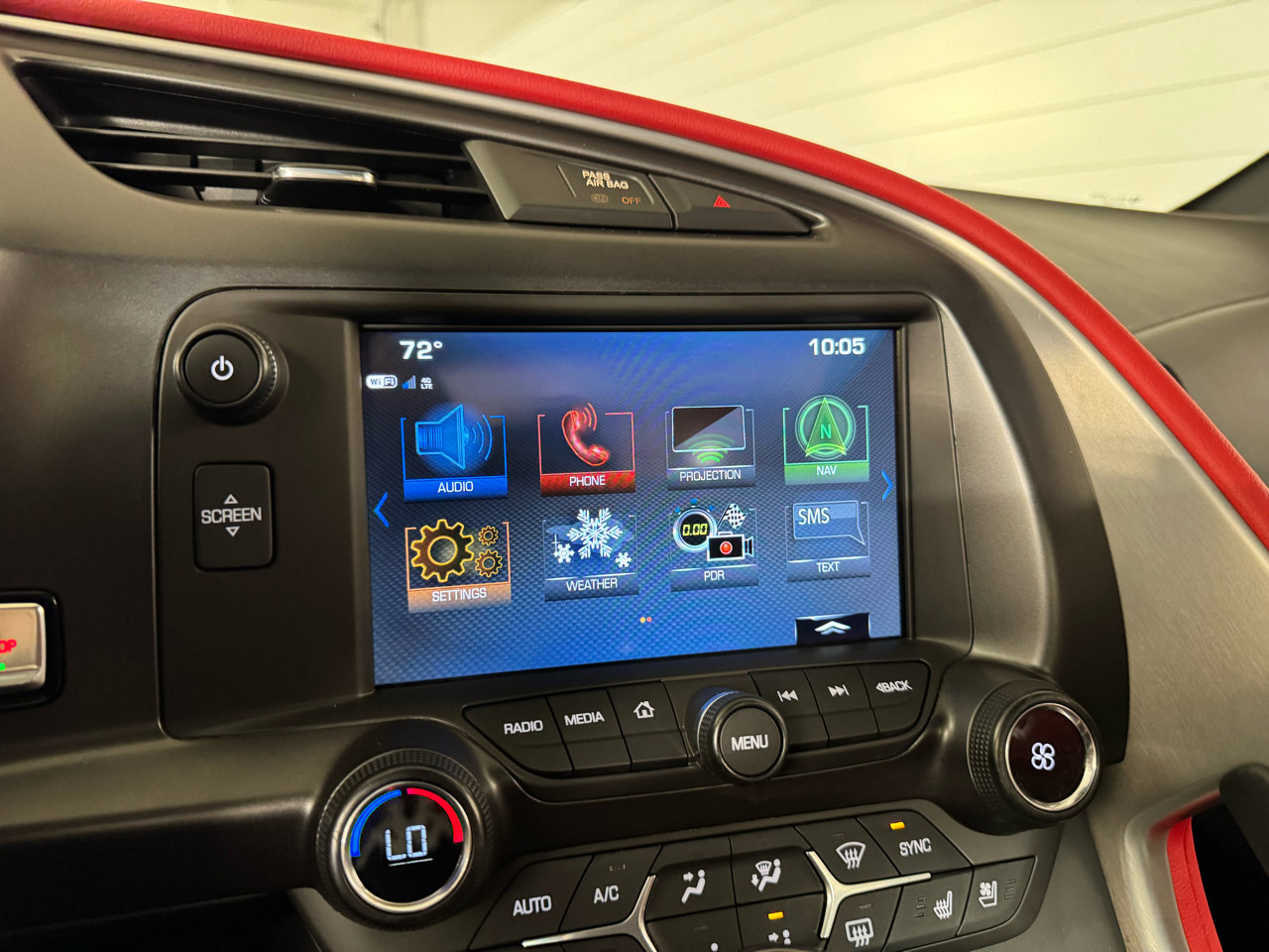 Used 2018 Chevrolet Corvette Stingray Coupe w/ 2LT Preferred Equipment Group image 21