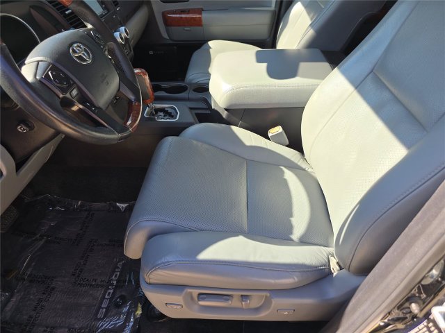 Used 2018 Toyota Sequoia Platinum RWD image 20