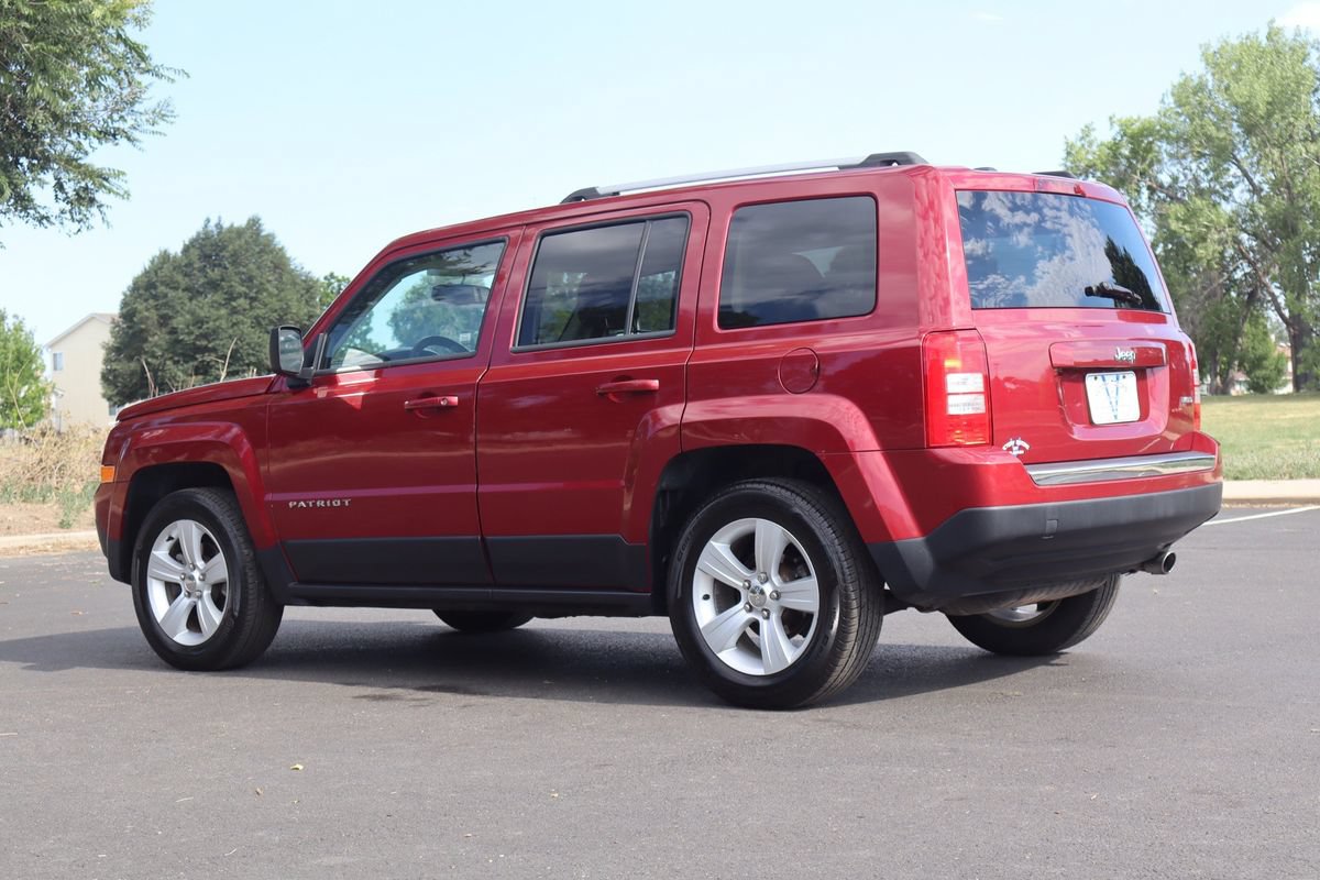 Used 2015 Jeep Patriot Limited w/ Sun/Sound Group FWD image 7