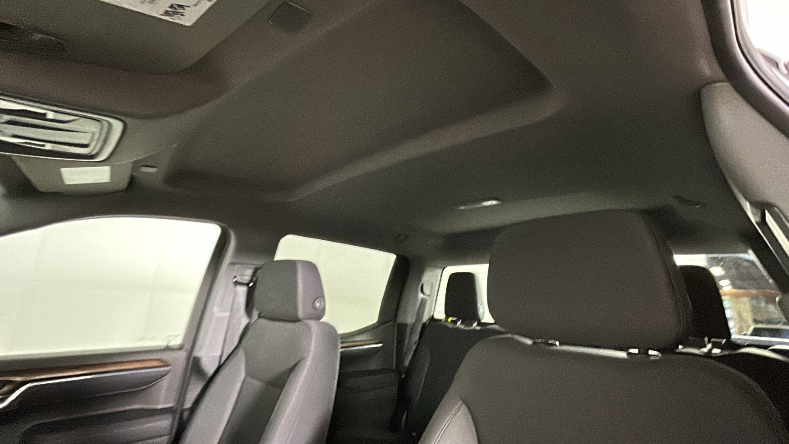 Used 2024 Chevrolet Silverado 1500 LT AWD/4WD image 15
