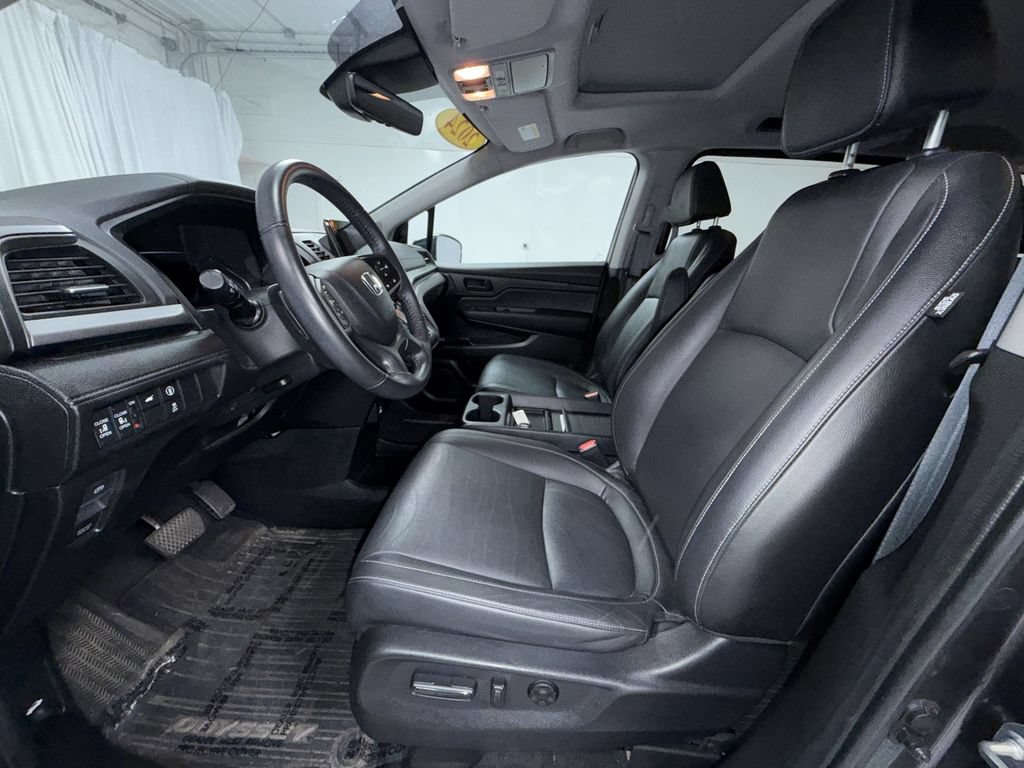Used 2024 Honda Odyssey EX-L image 12