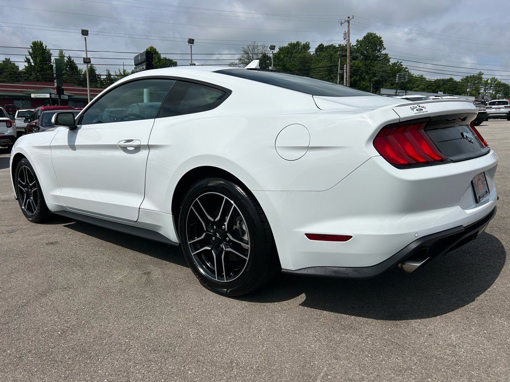 Used 2023 Ford Mustang Premium image 9