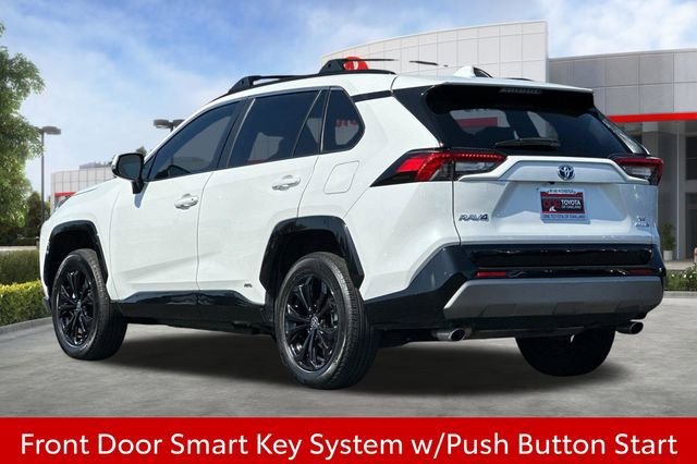 Used 2024 Toyota RAV4 SE w/ Convenience Package AWD/4WD image 8