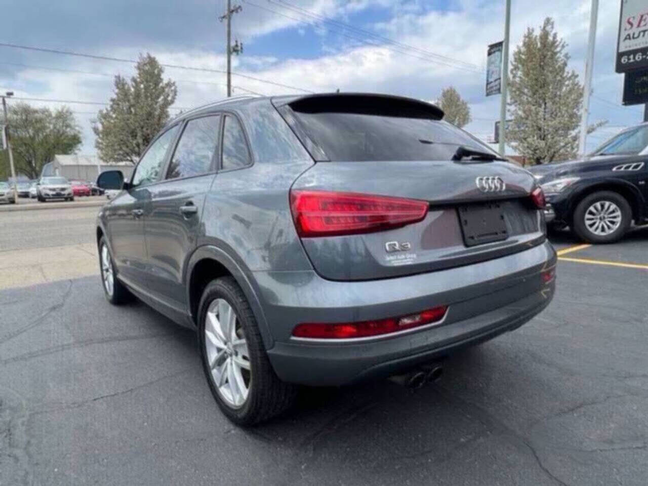 Used 2017 Audi Q3 2.0T Premium image 9