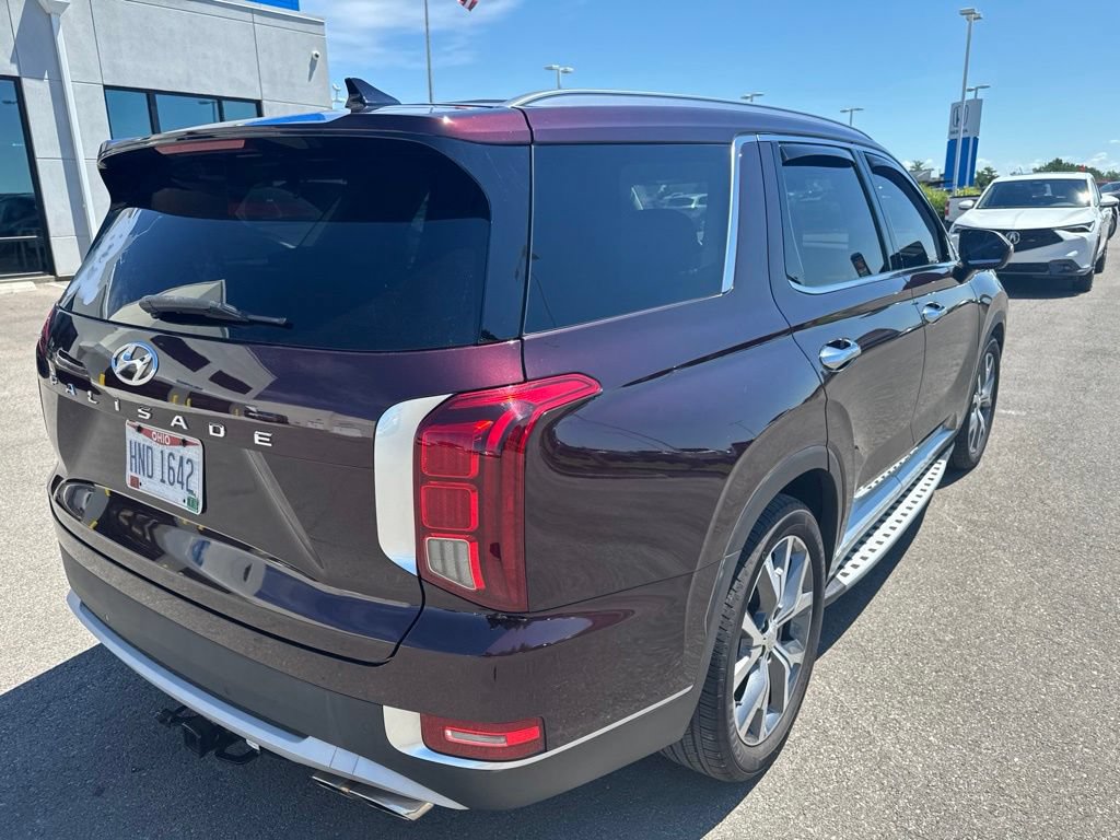 Used 2022 Hyundai Palisade SEL w/ Premium Package FWD image 3