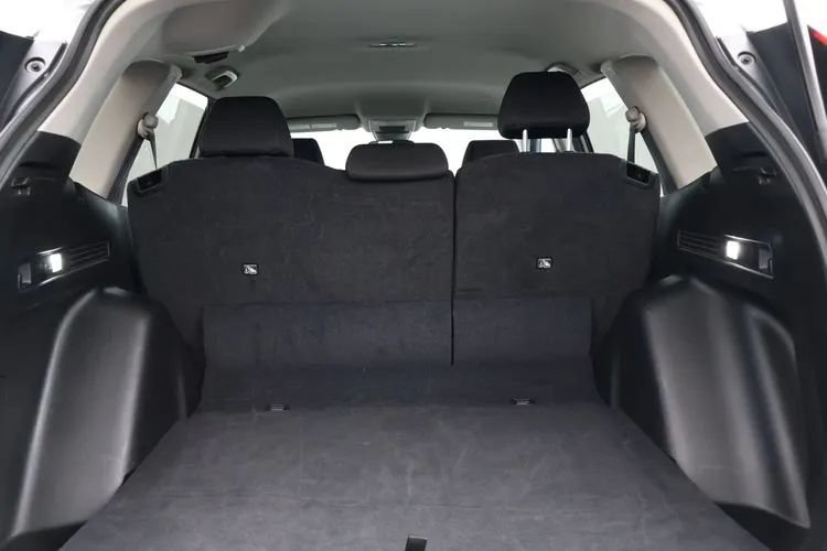 Used 2025 Honda CR-V LX image 16