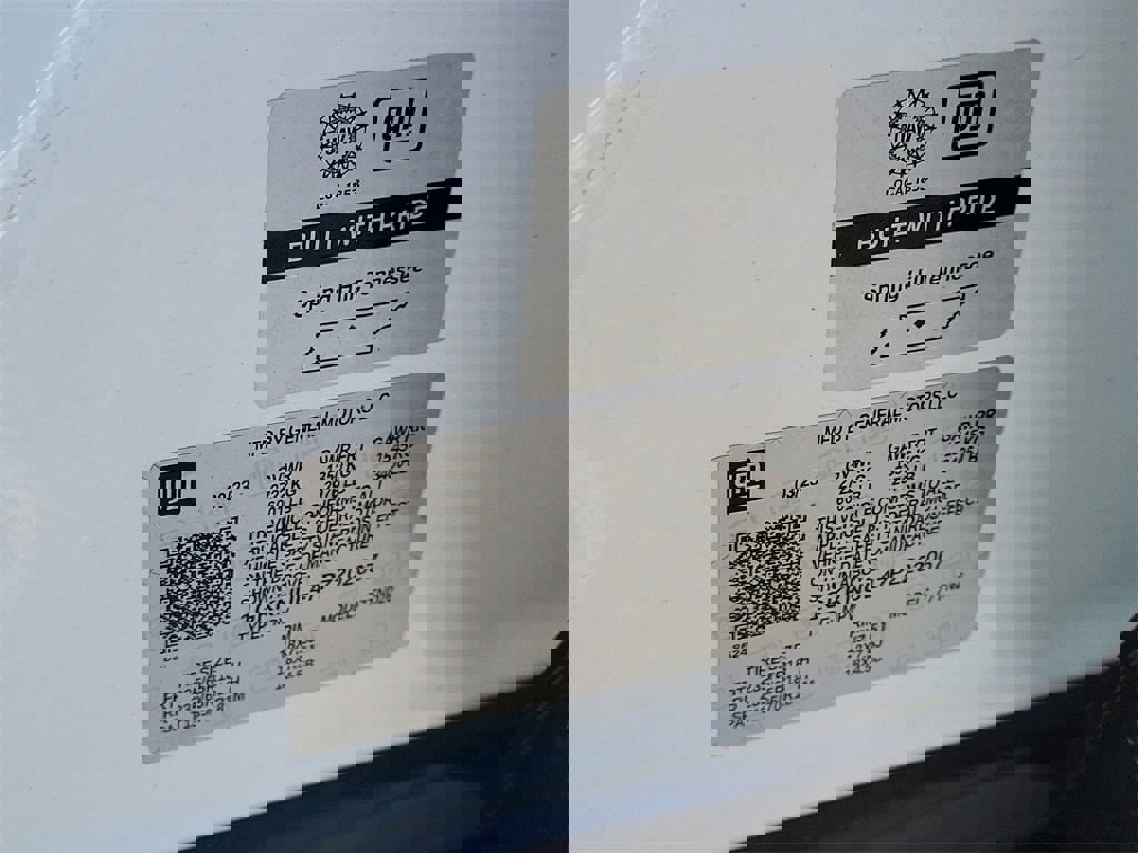 Certified 2023 GMC Acadia SLT image 22