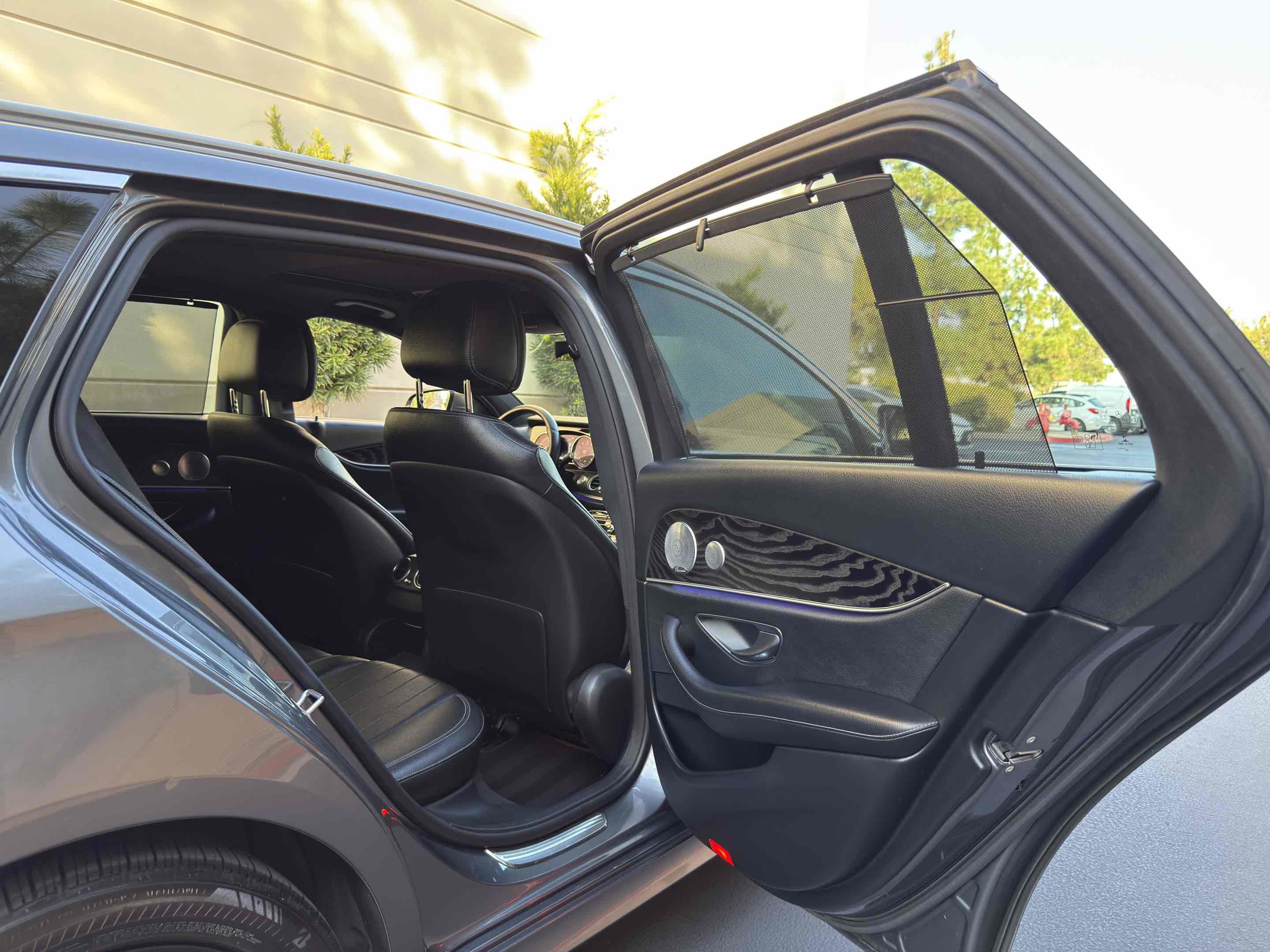 Used 2017 Mercedes-Benz E 400 4MATIC Wagon image 74