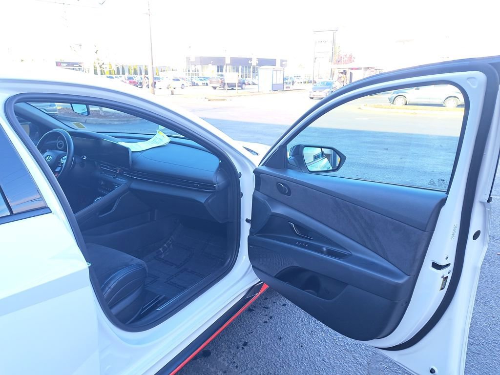 Used 2022 Hyundai Elantra N w/ Cargo Package image 16