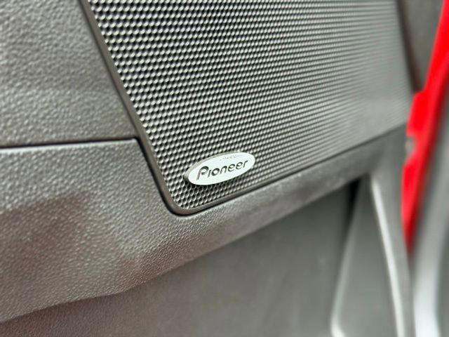 Used 2015 Chevrolet Equinox LT w/ Chrome Appearance Package image 19