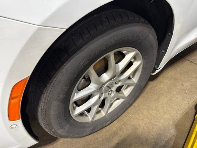 Used 2022 Chrysler Pacifica Touring-L w/ Uconnect Theater Family Group FWD image 12