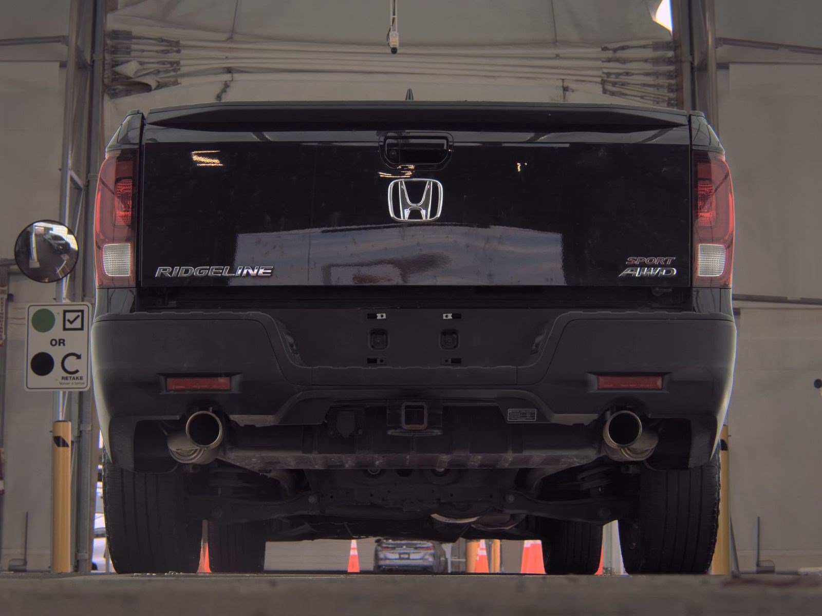 Used 2023 Honda Ridgeline Sport image 7