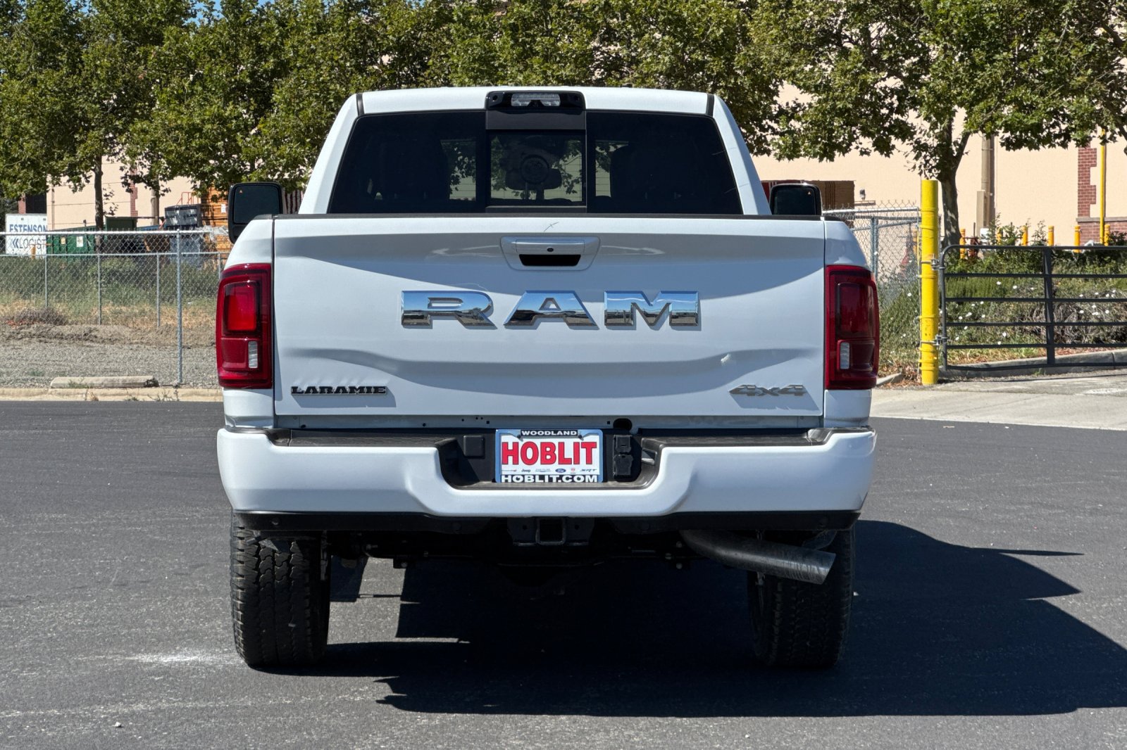 New 2026 RAM 2500 Laramie AWD/4WD image 4