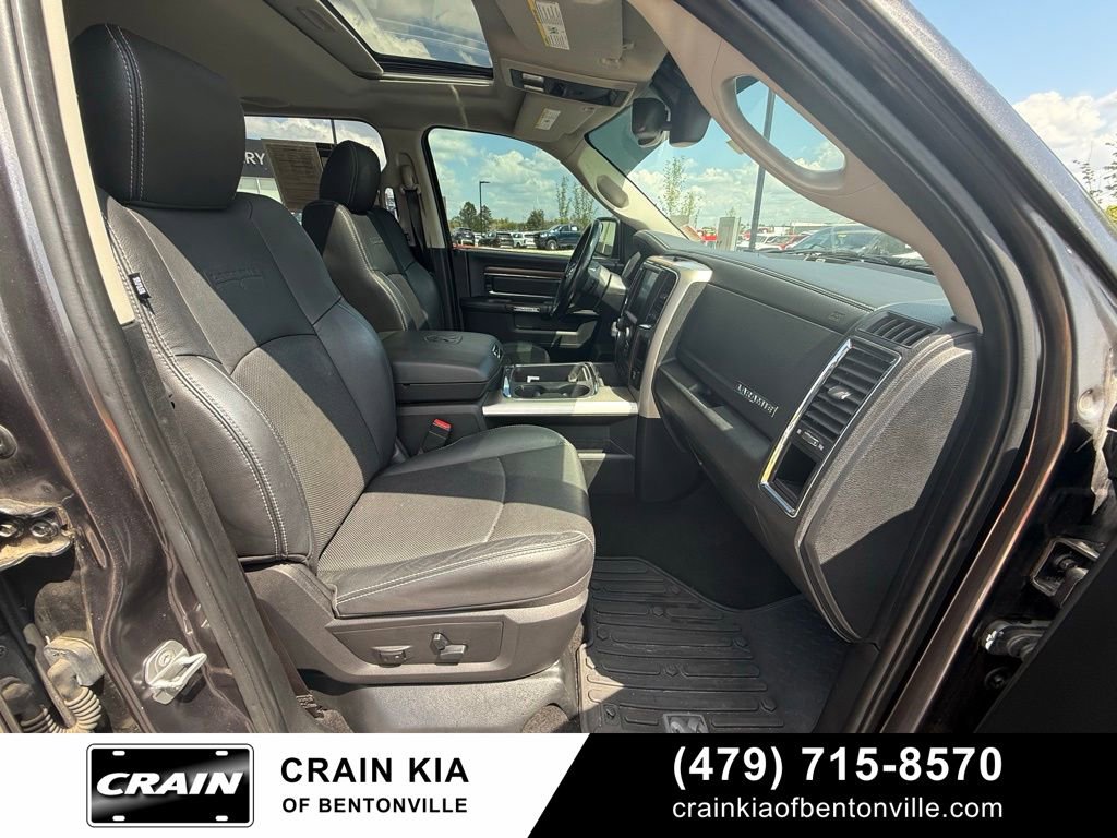 Used 2015 RAM 1500 Laramie w/ Convenience Group image 32