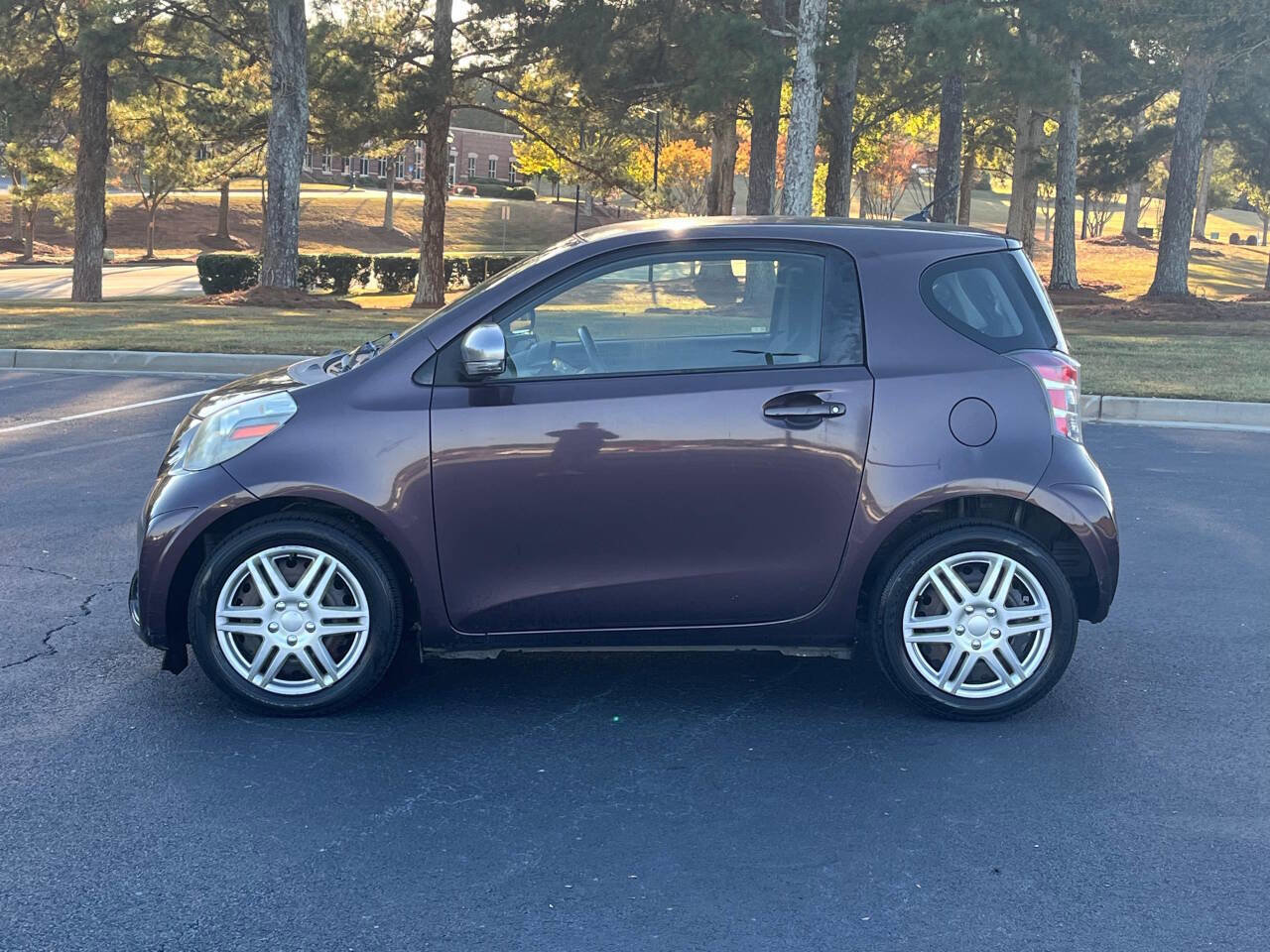 Used 2012 Scion iQ image 3