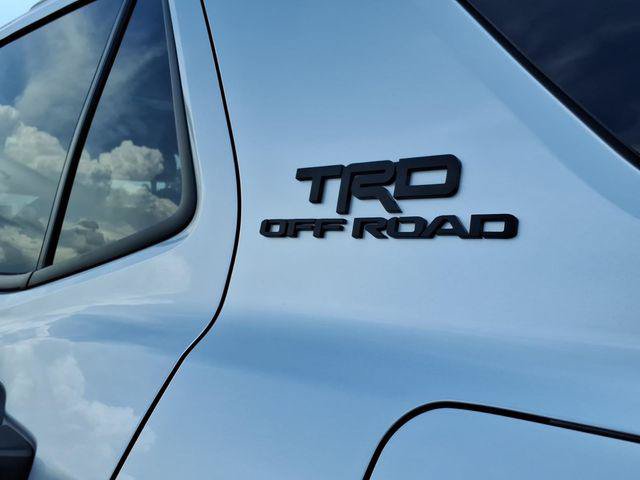 Certified 2026 Toyota 4Runner TRD Off-Road Premium AWD/4WD image 32