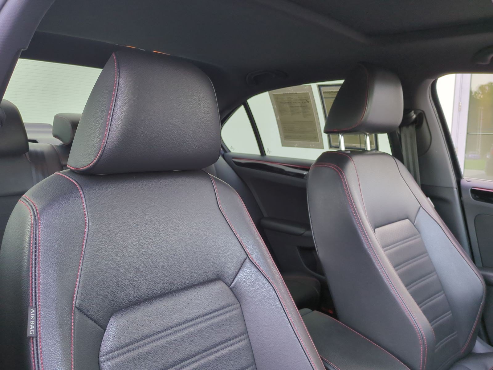 Used 2017 Volkswagen Jetta GLI FWD image 32