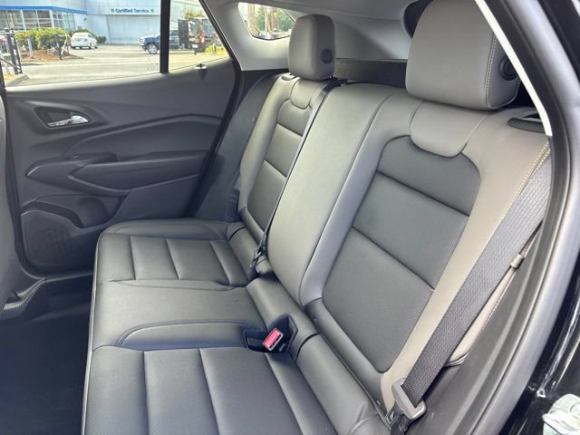Used 2025 Chevrolet Trax ACTIV w/ Driver Confidence Package FWD image 28