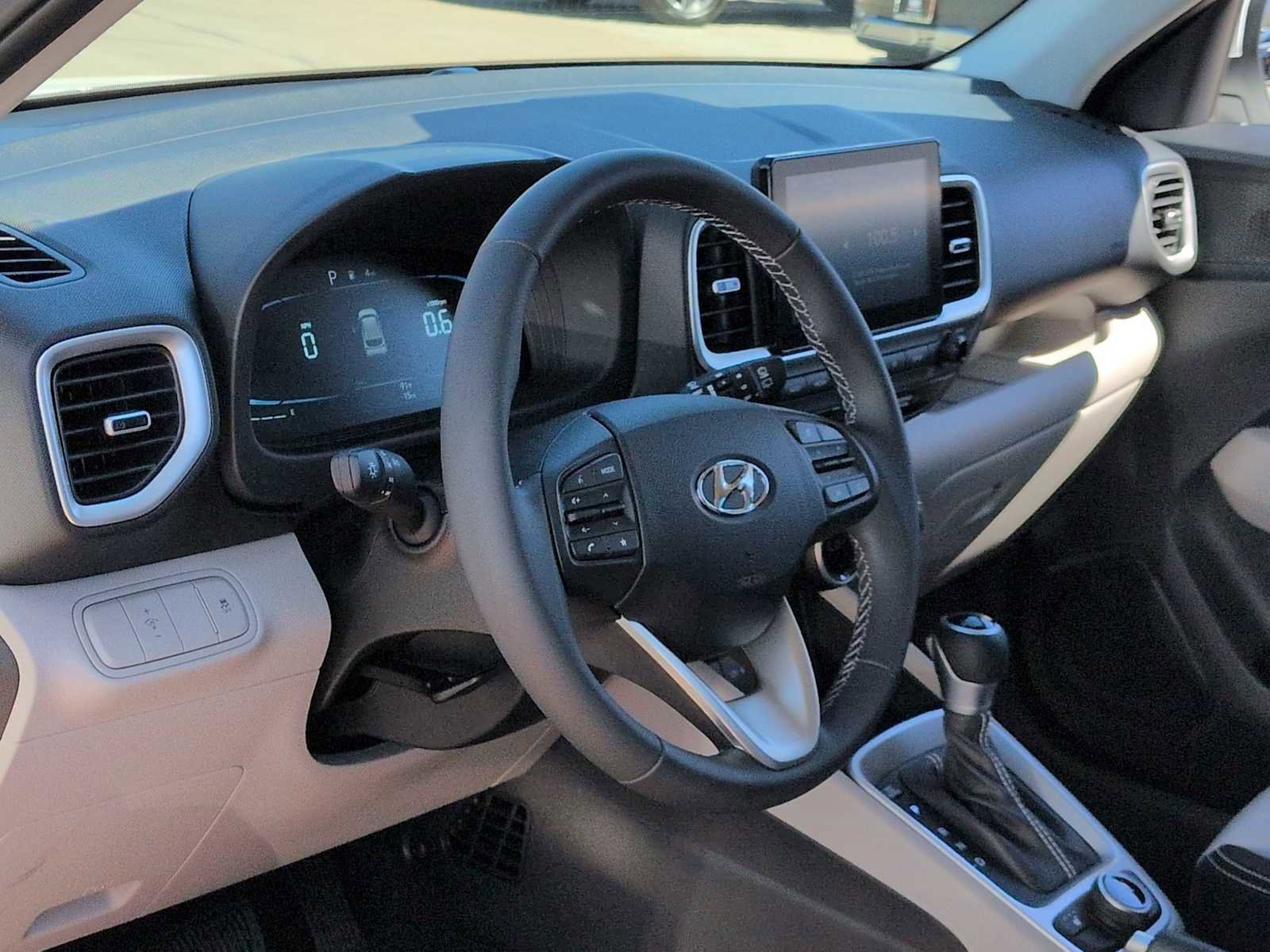 Certified 2026 Hyundai Venue SEL image 10