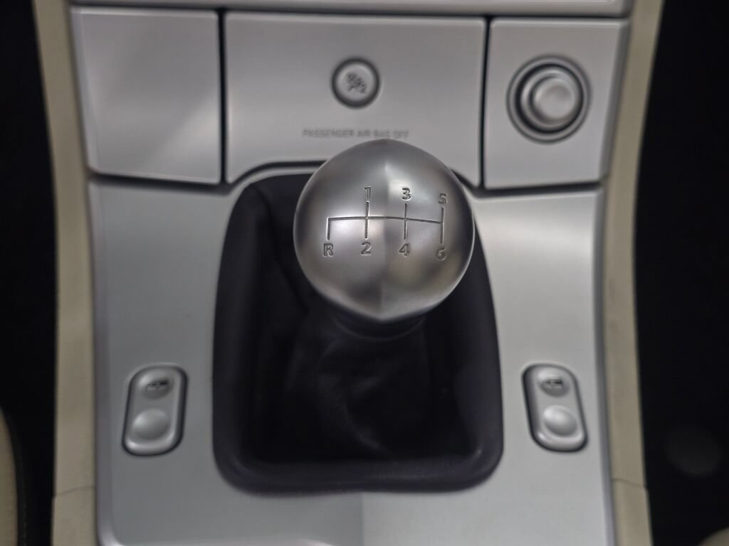 Used 2005 Chrysler Crossfire Limited RWD image 82