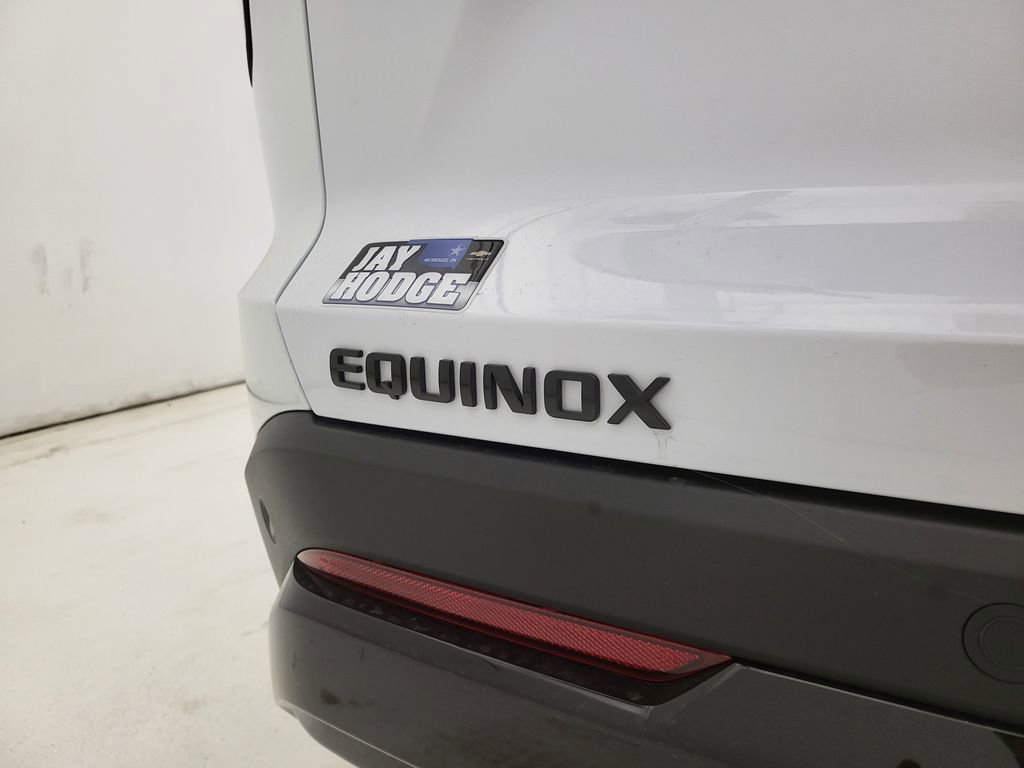 New 2026 Chevrolet Equinox RS image 24