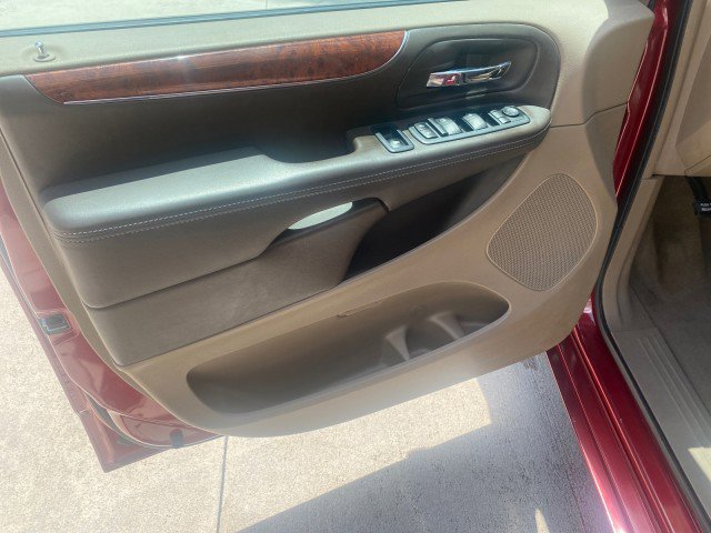 Used 2012 Chrysler Town & Country Touring w/ Entertainment Group #1 image 31