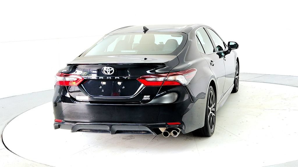 Used 2024 Toyota Camry SE w/ Cold Weather Package AWD/4WD image 5