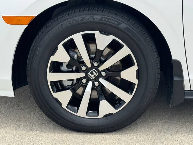 Certified 2026 Honda Odyssey EX-L image 5