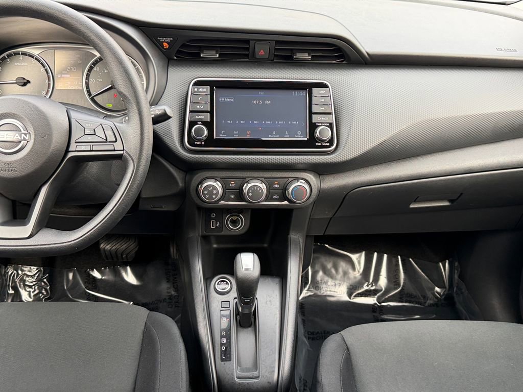 Used 2024 Nissan Kicks S image 11