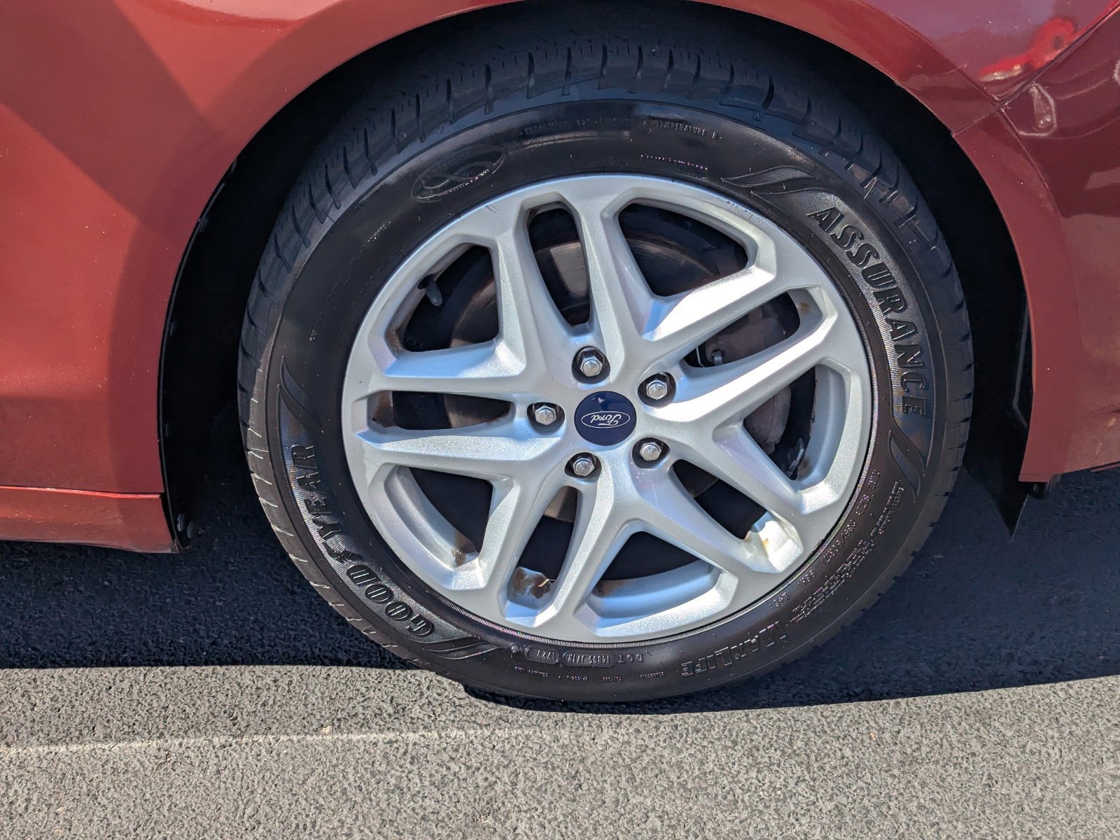 Used 2014 Ford Fusion SE w/ Equipment Group 202A image 9