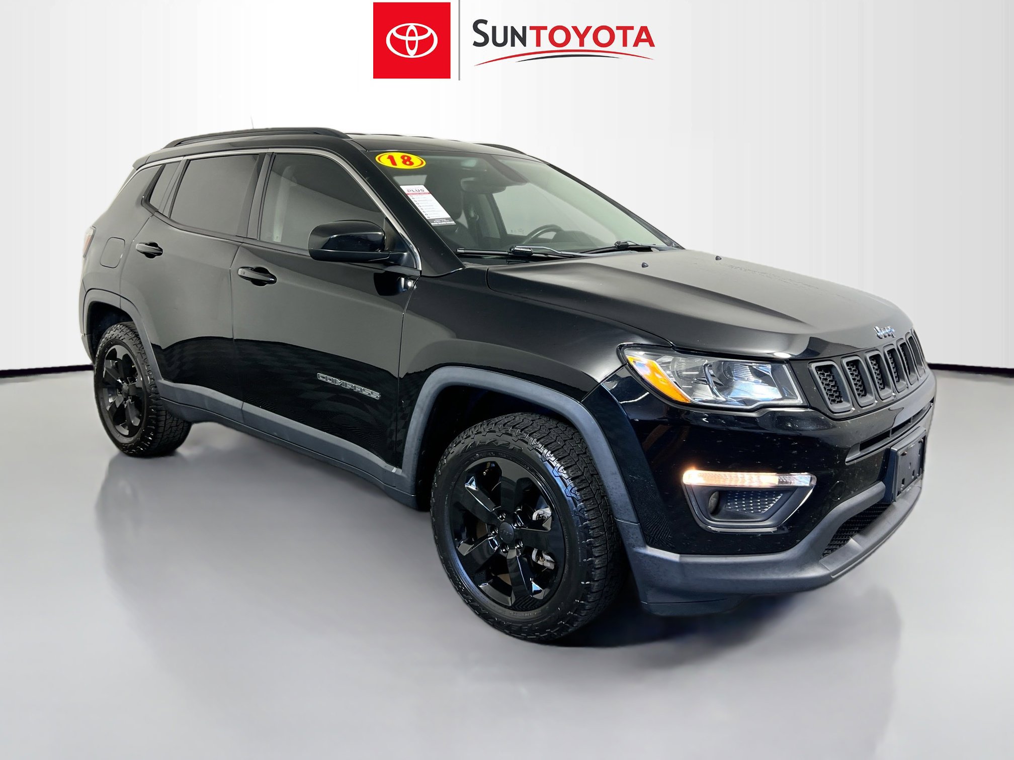 Used 2018 Jeep Compass Latitude w/ Cold Weather Group image 1