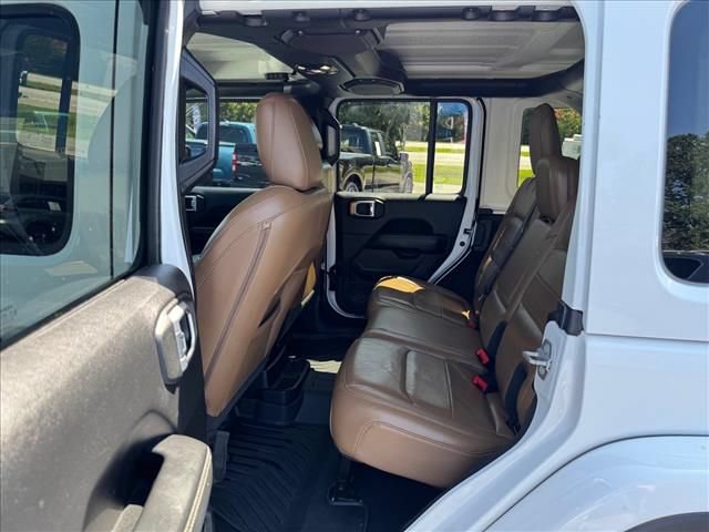 Used 2020 Jeep Wrangler Unlimited Sahara AWD/4WD image 13
