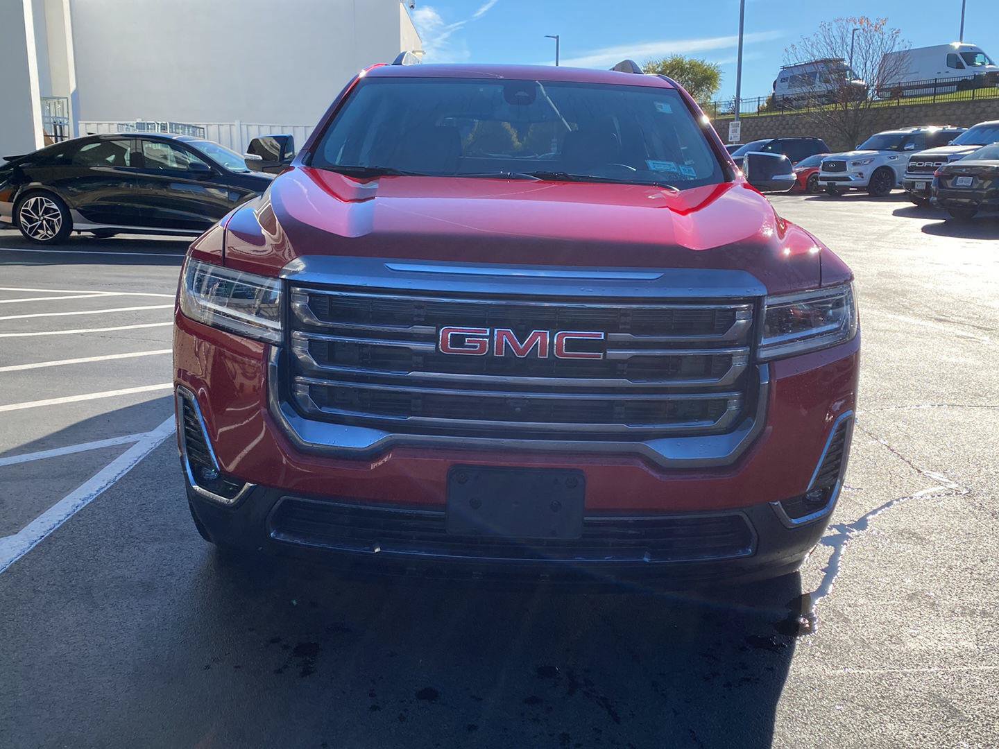 Used 2023 GMC Acadia AT4 w/ Technology Package AWD/4WD image 8