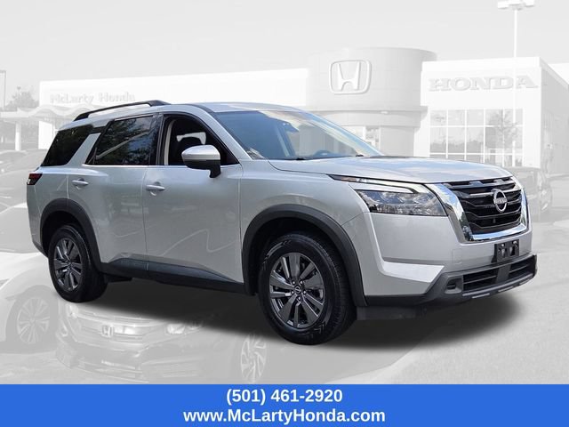 Used 2025 Nissan Pathfinder SV AWD/4WD image 4