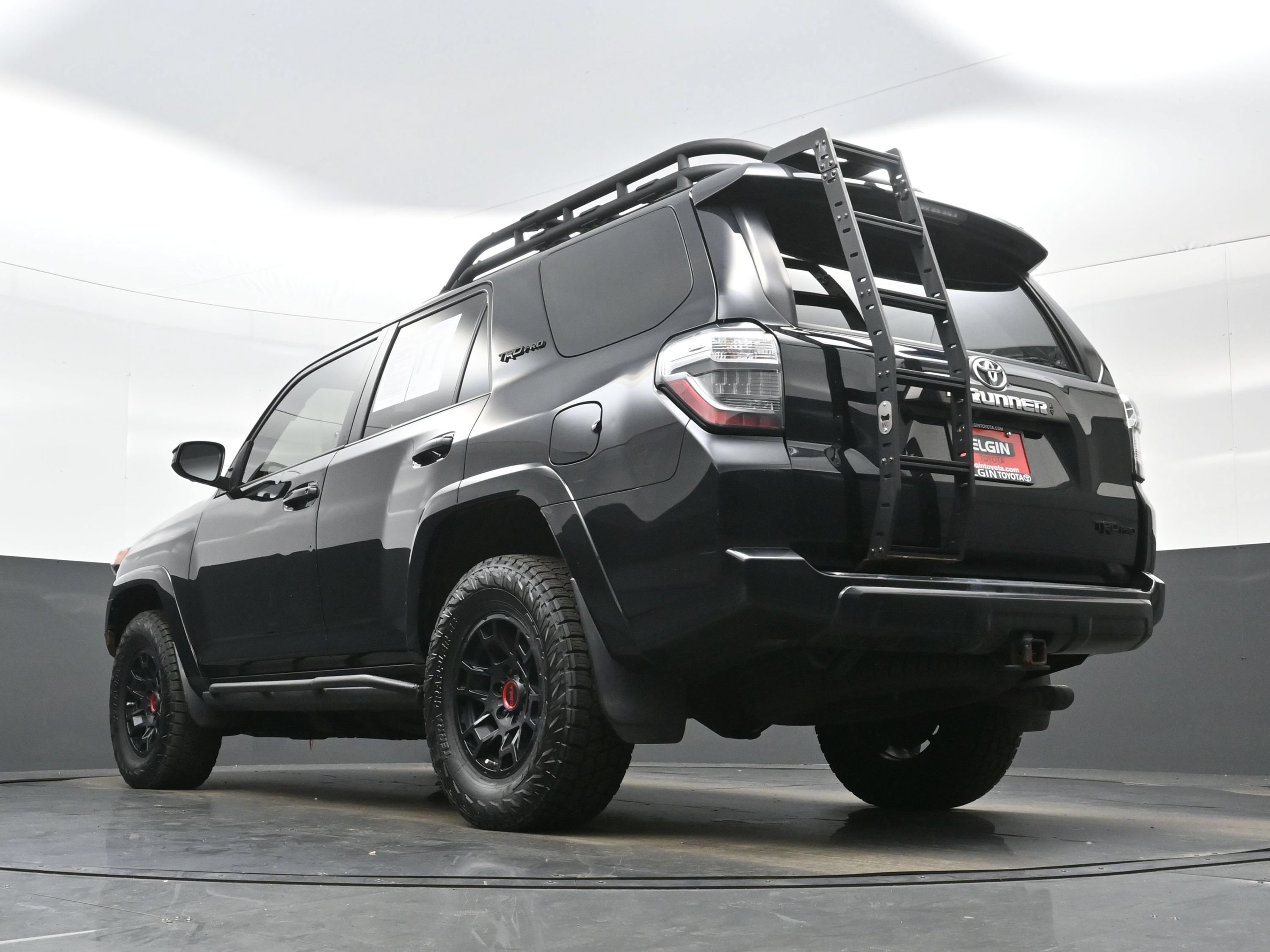 Used 2022 Toyota 4Runner TRD Pro AWD/4WD image 32