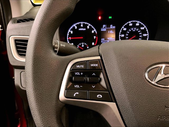 Used 2022 Hyundai Accent SE FWD image 17