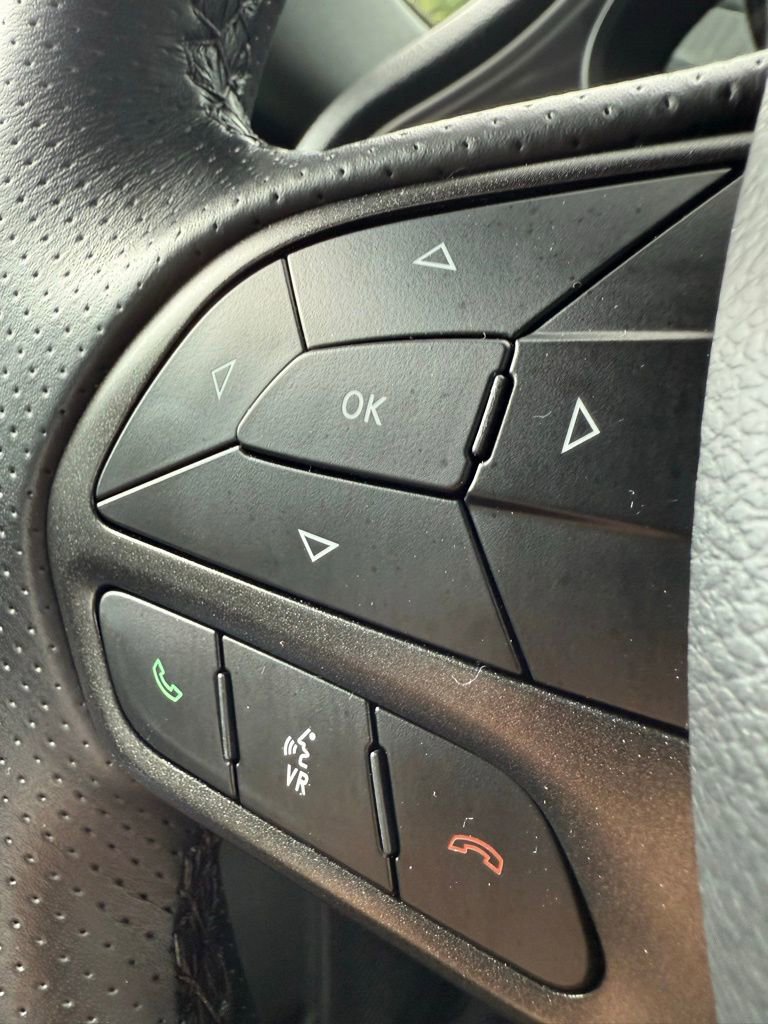 Used 2023 Dodge Challenger R/T w/ Blacktop Package image 39