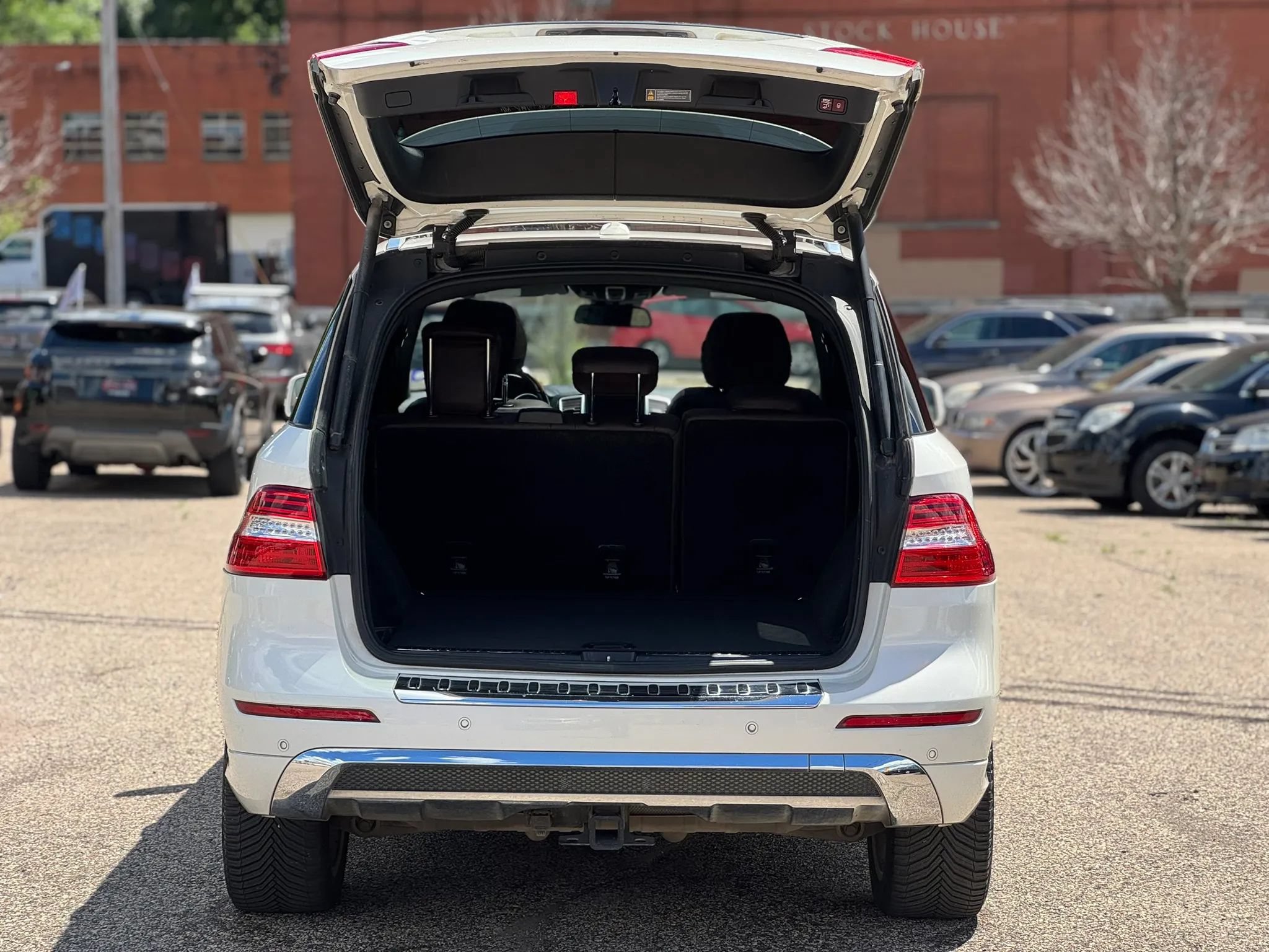 Used 2014 Mercedes-Benz ML 550 4MATIC image 28