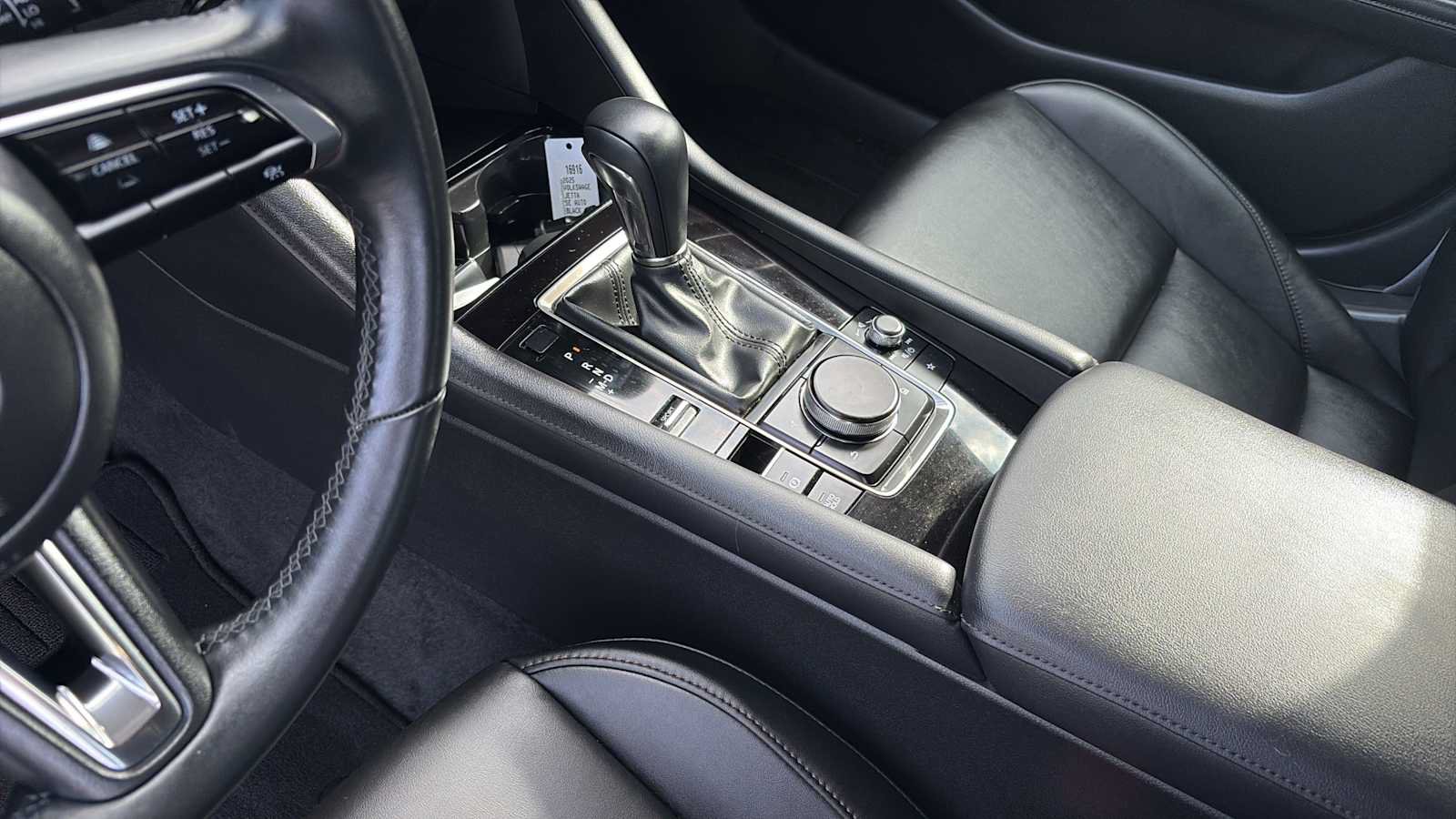 Used 2024 MAZDA MAZDA3 s FWD image 13