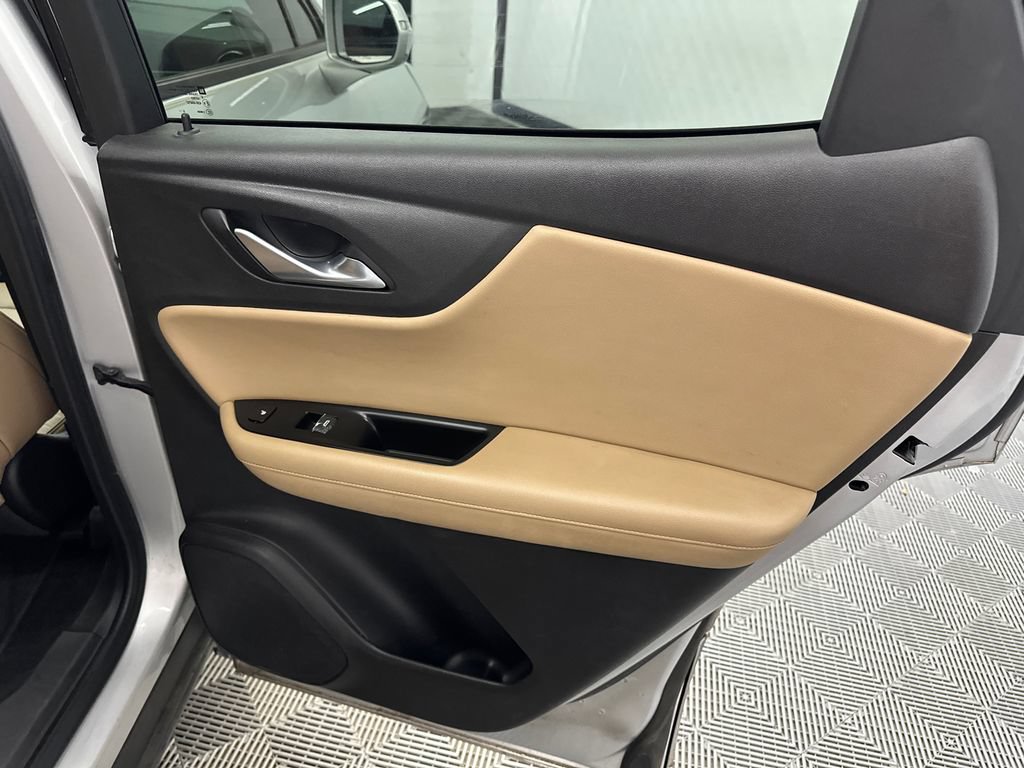 Used 2020 Chevrolet Blazer Premier FWD image 18