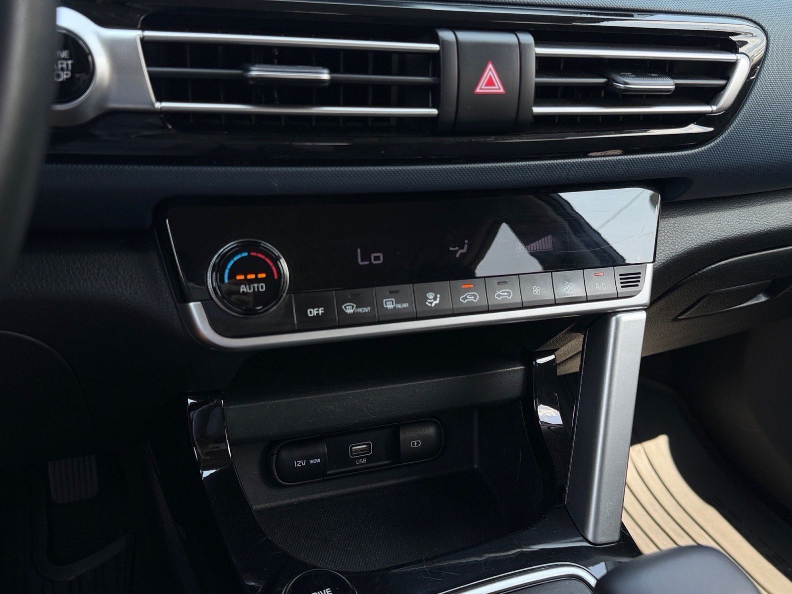 Used 2023 Kia Seltos S FWD image 25