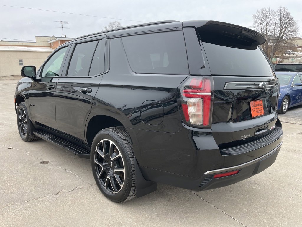 Used 2021 Chevrolet Tahoe RST w/ Luxury Package image 17