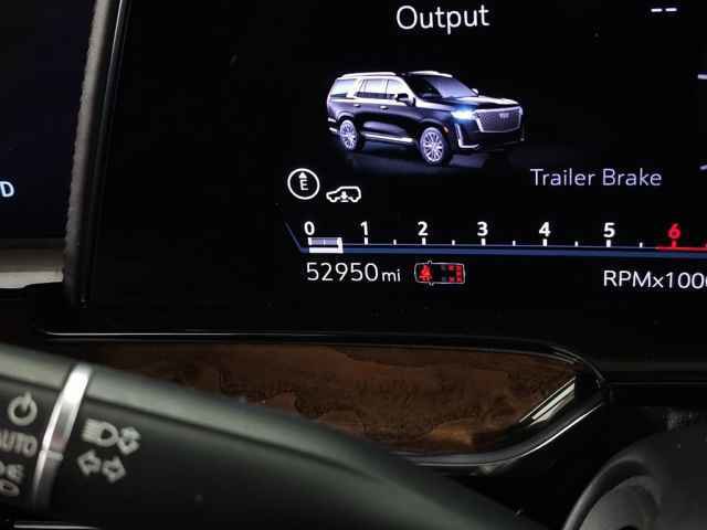 Used 2021 Cadillac Escalade Premium Luxury Platinum image 25