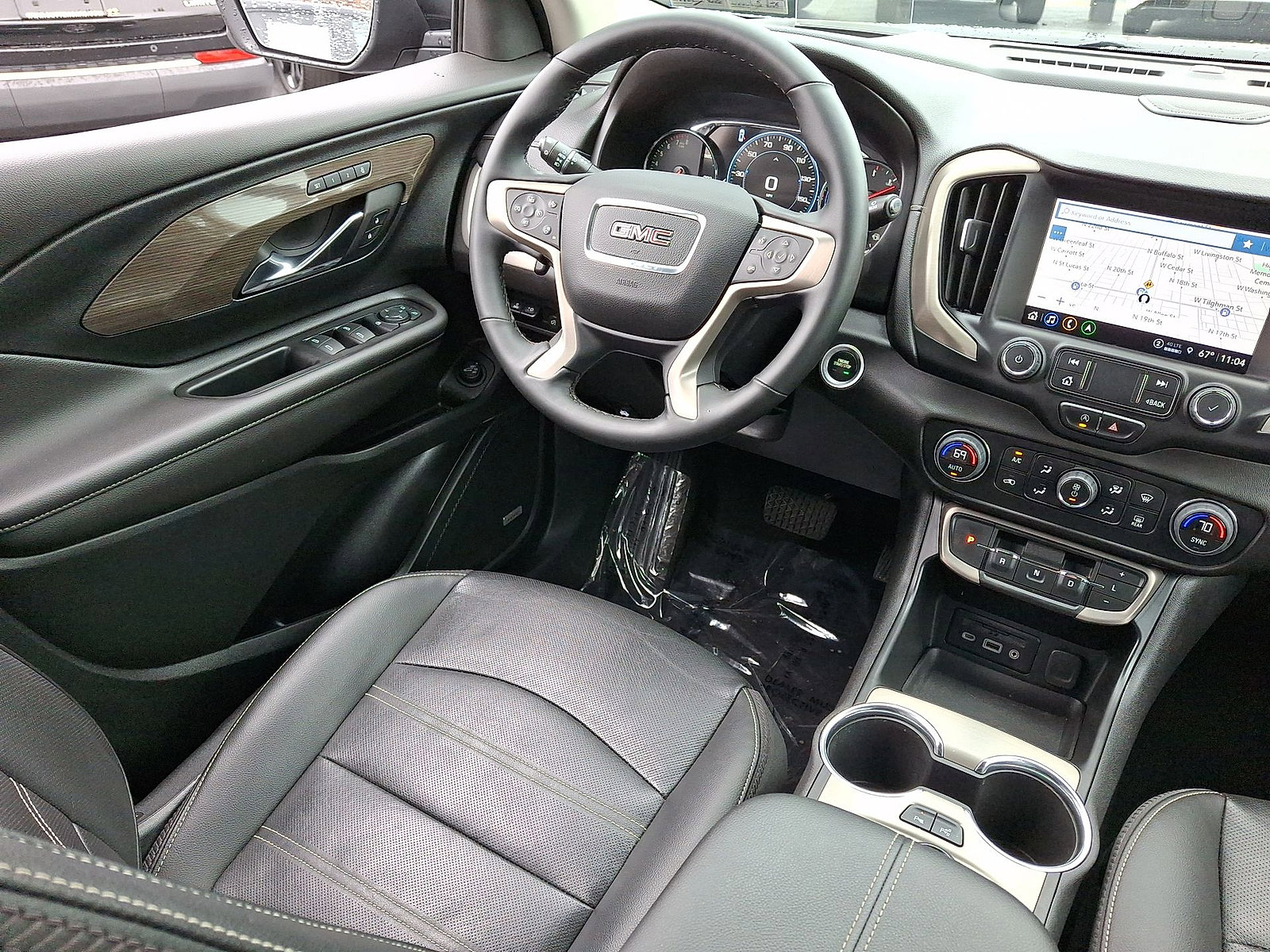 Used 2023 GMC Terrain Denali image 11
