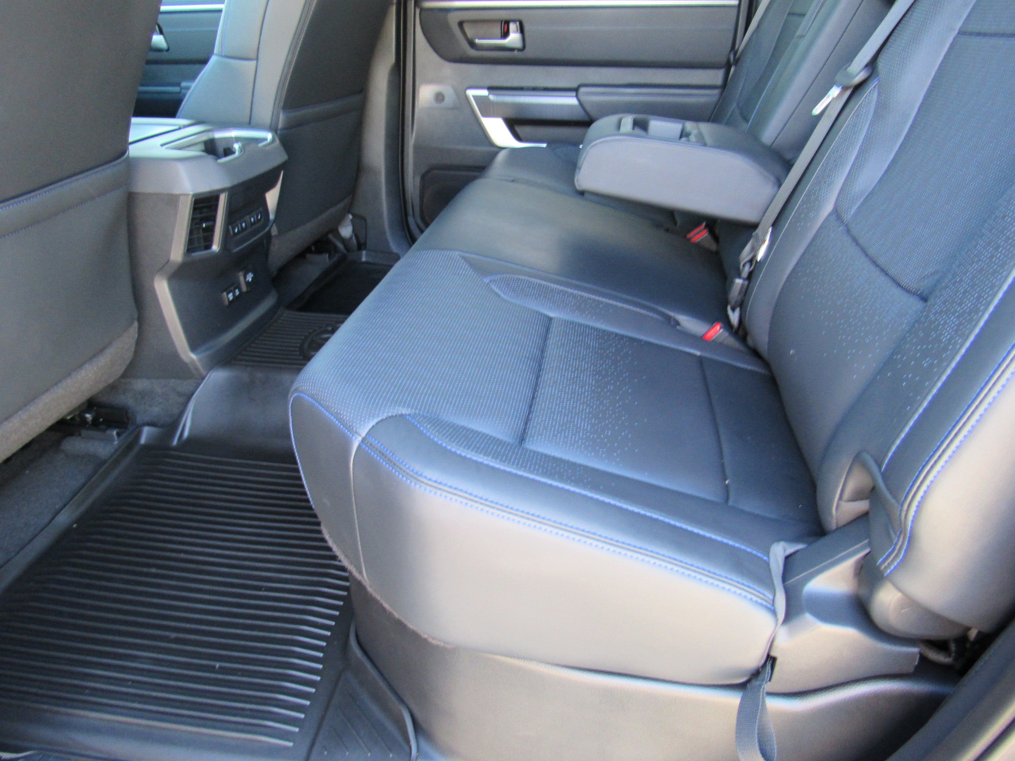 Used 2023 Toyota Tundra Platinum AWD/4WD image 41